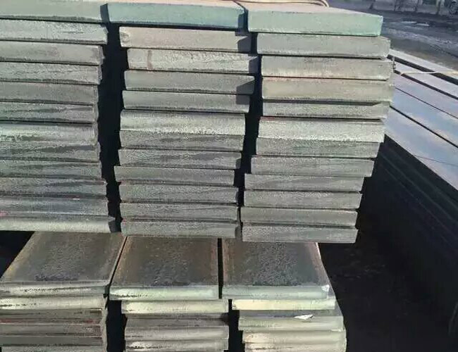 Q235熱軋扁鋼廠家